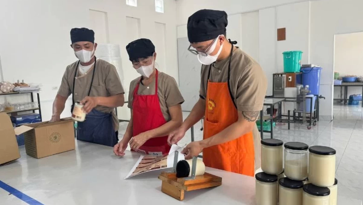 Đội Ngũ Sản Xuất 2B Foods – Những Con Người Tạo Nên Chất Lượng