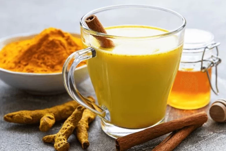 3 Cách Dùng Tinh Nghệ Mật Ong Đúng Cách Mỗi Ngày