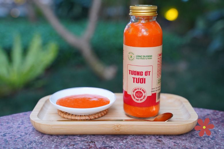 so sánh giữa tương ớt công nghiệp và tương ớt sạch